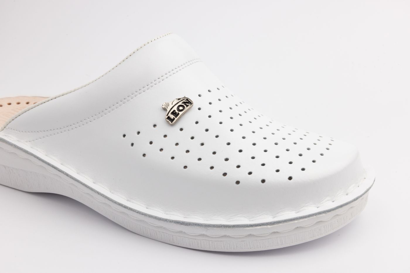 Машка Кломпа В200М White