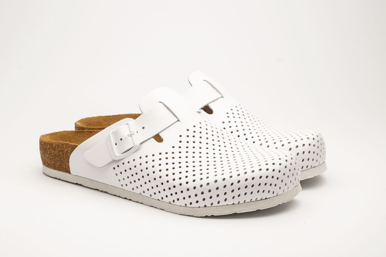 Машка Кломпа 4700 White