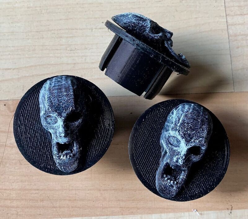 3D Radnaben-Kappen außen - ZOMBI