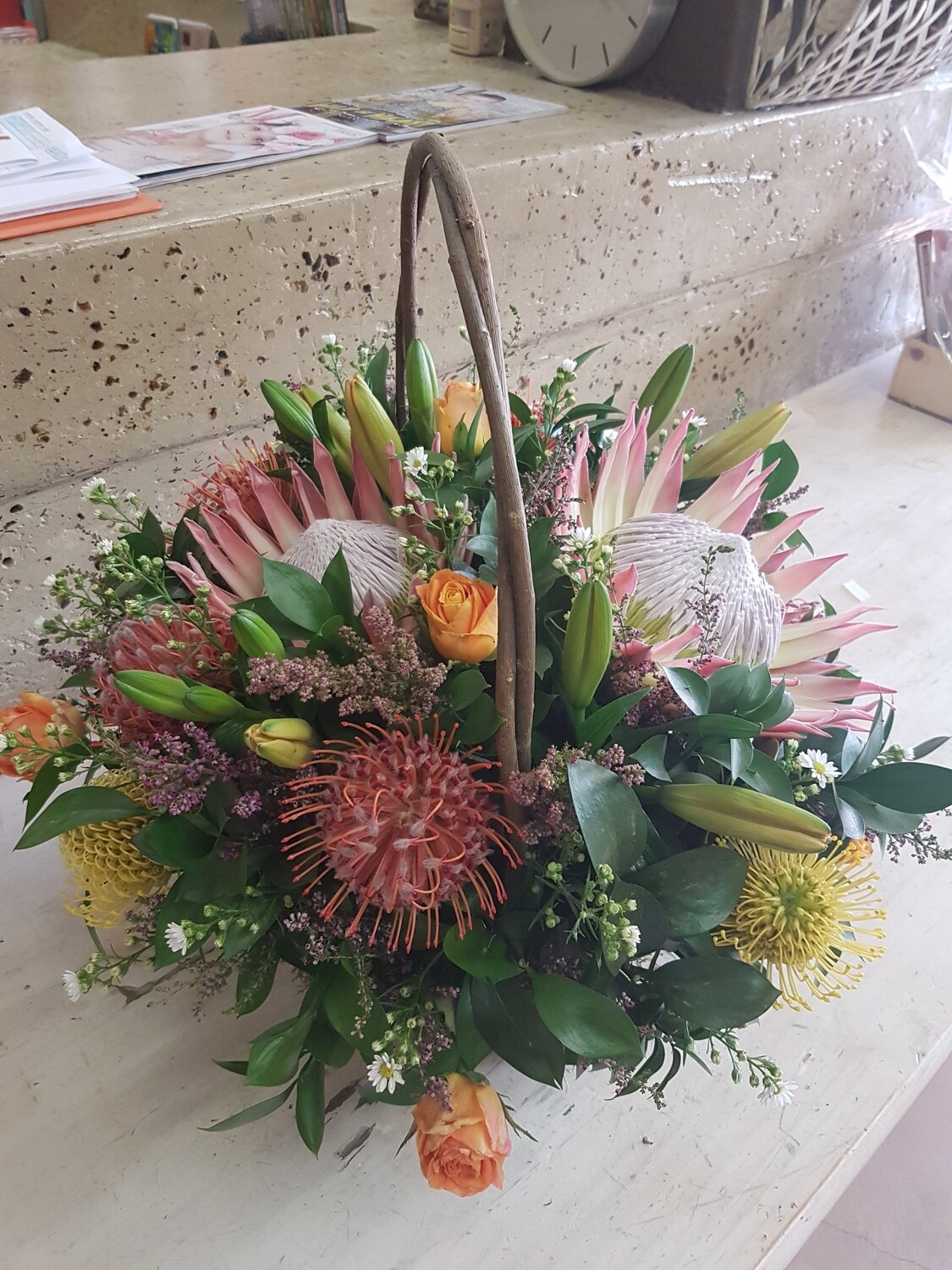 Basket flowers (Seasonal flowers)