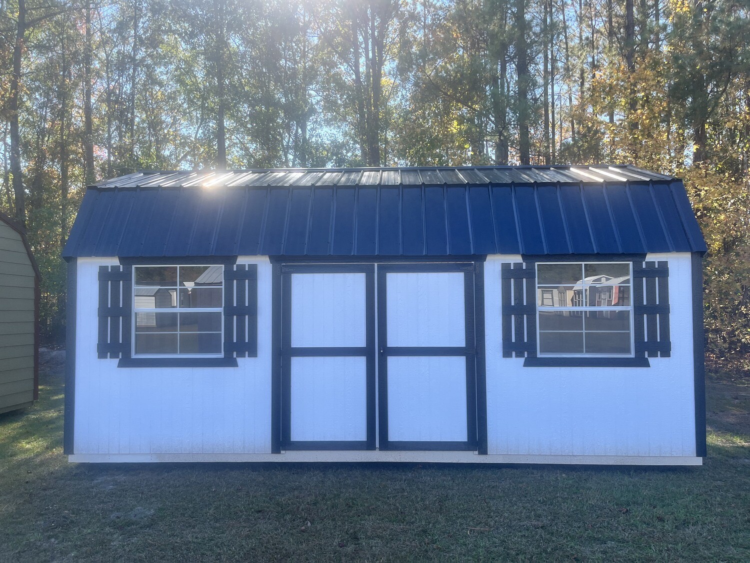 10 x 20 Estate Series Side Lofted Barn **