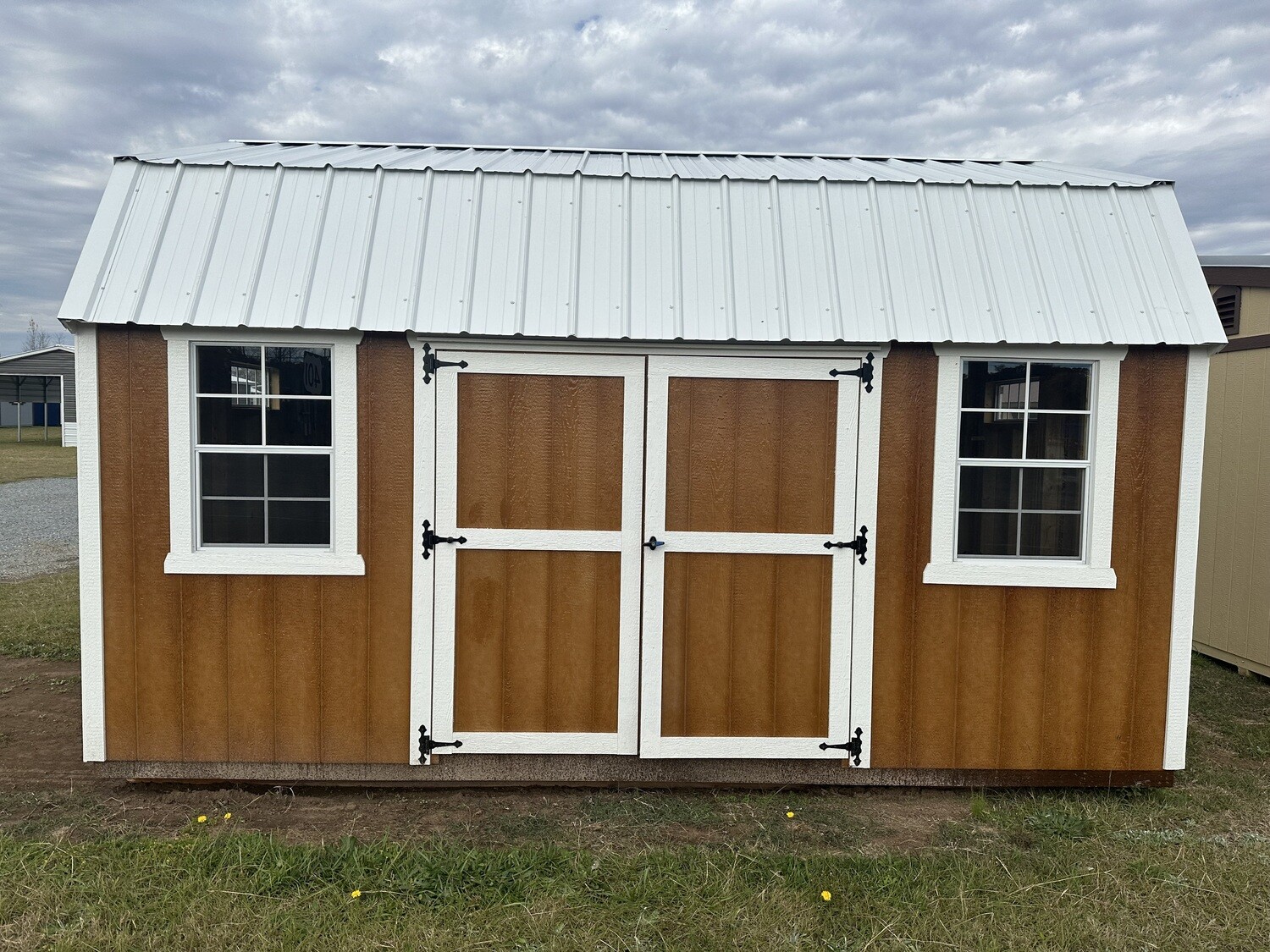 12 X 16 Estate Series Lofted Building