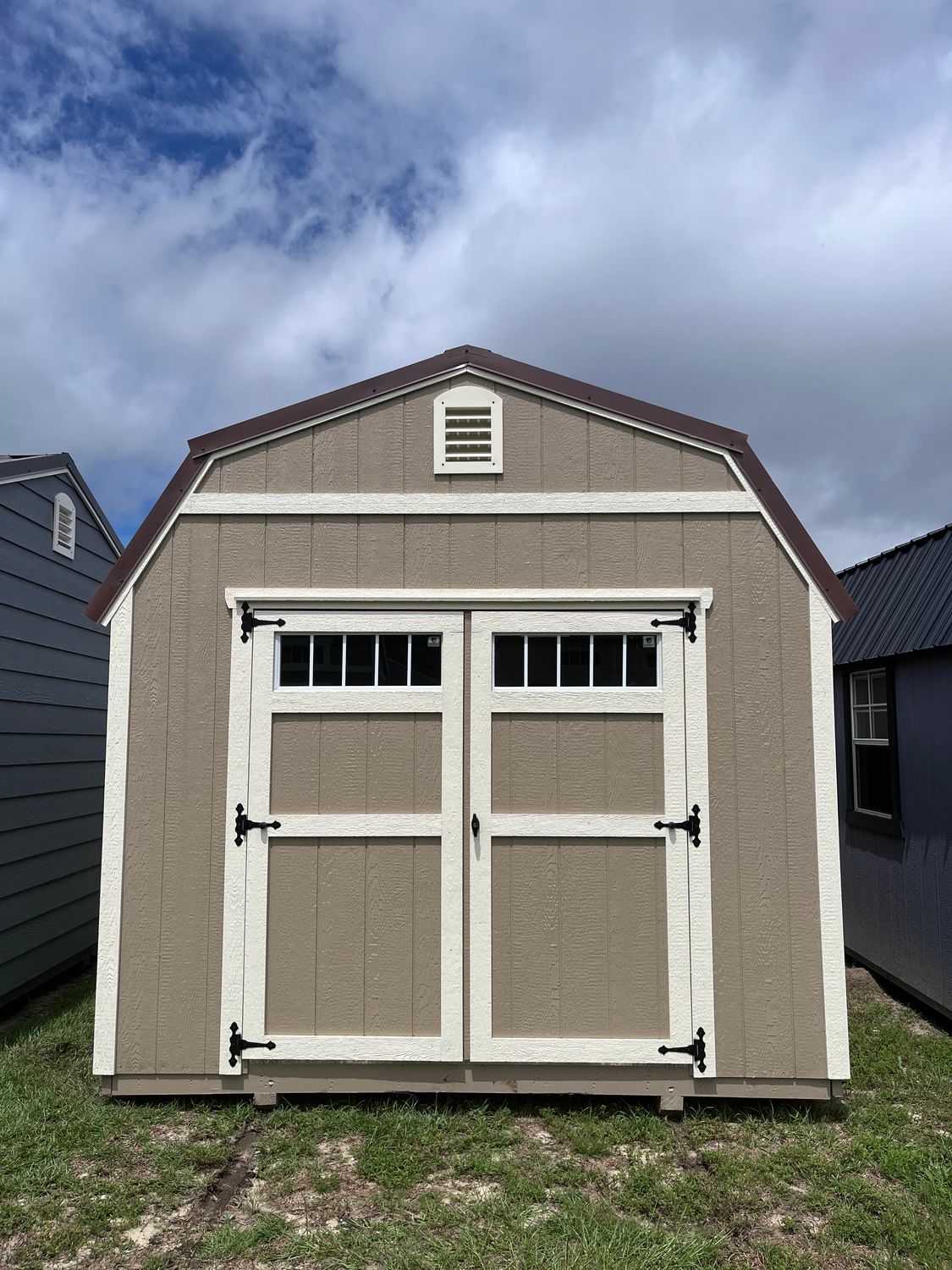 10 x 16 Tradition Series Lofted Barn
