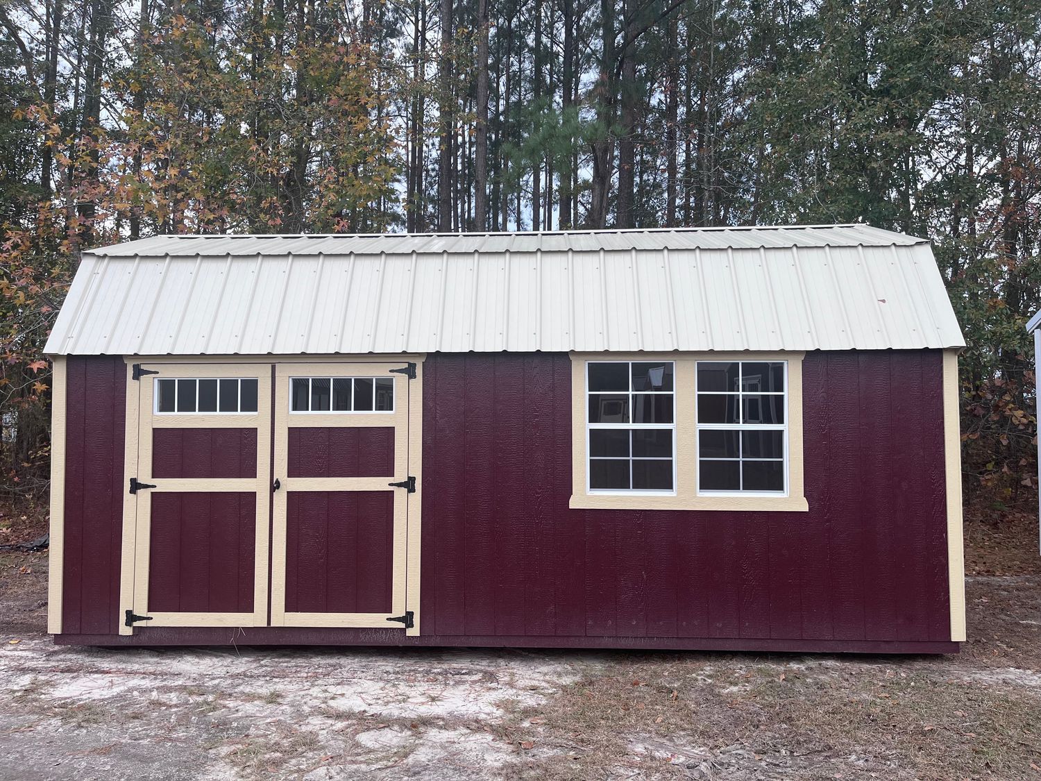 10 x 20 Side Lofted Barn (CLEARANCE)
