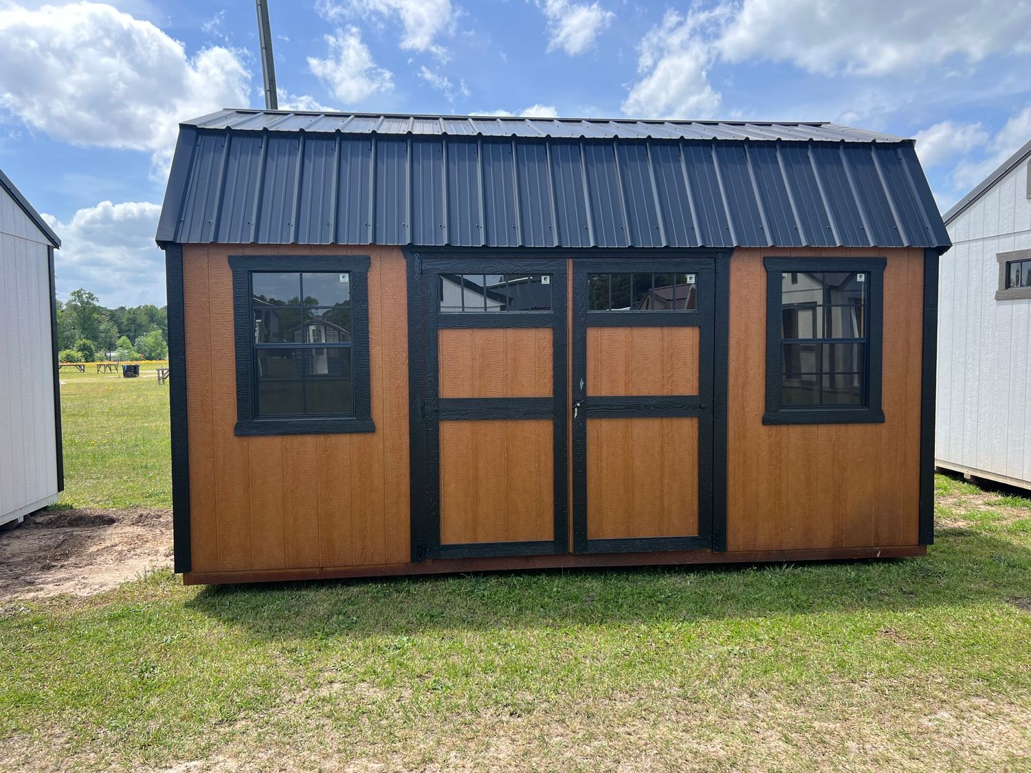 10x16 Side Lofted Barn