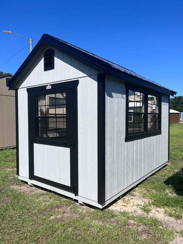 8 x 12 Greenhouse 8 x 12 Greenhouse