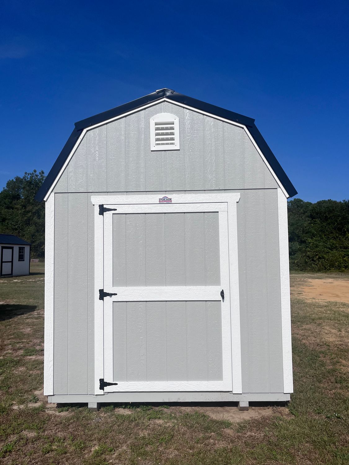 08 x 10 Lofted Barn W/Electric *