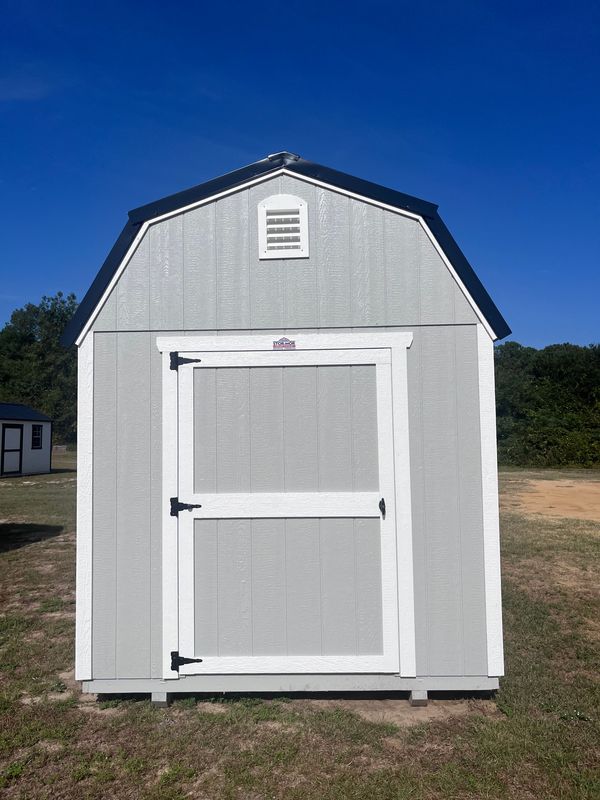 08 x 10 Lofted Barn W/Electric *