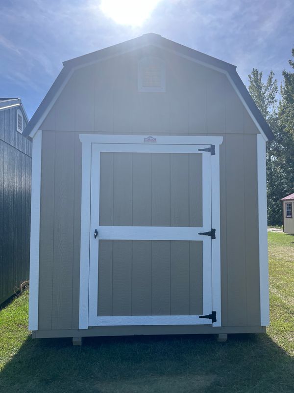 8 x 10 Lofted Barn *