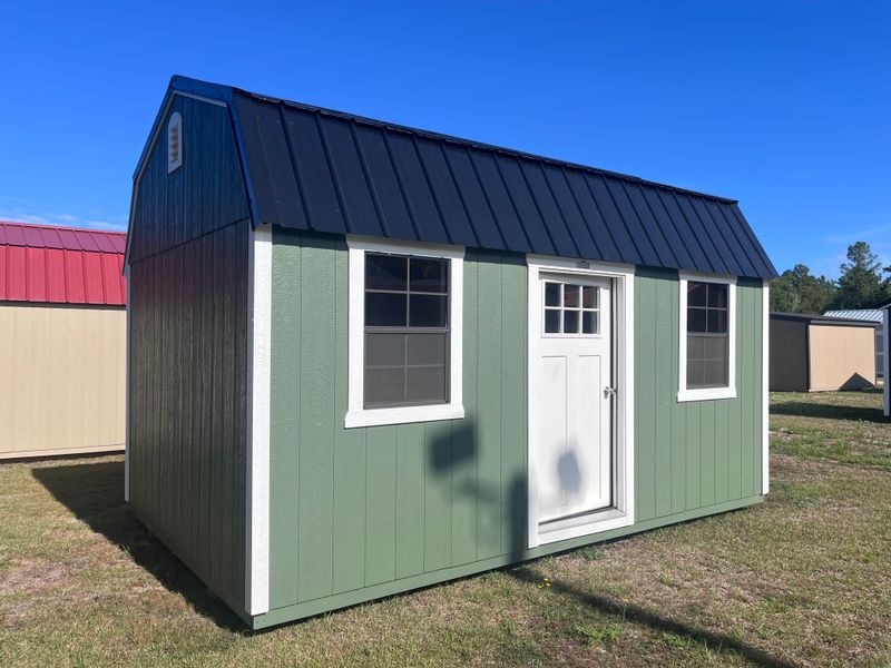 10 x 16 Side Lofted Barn *