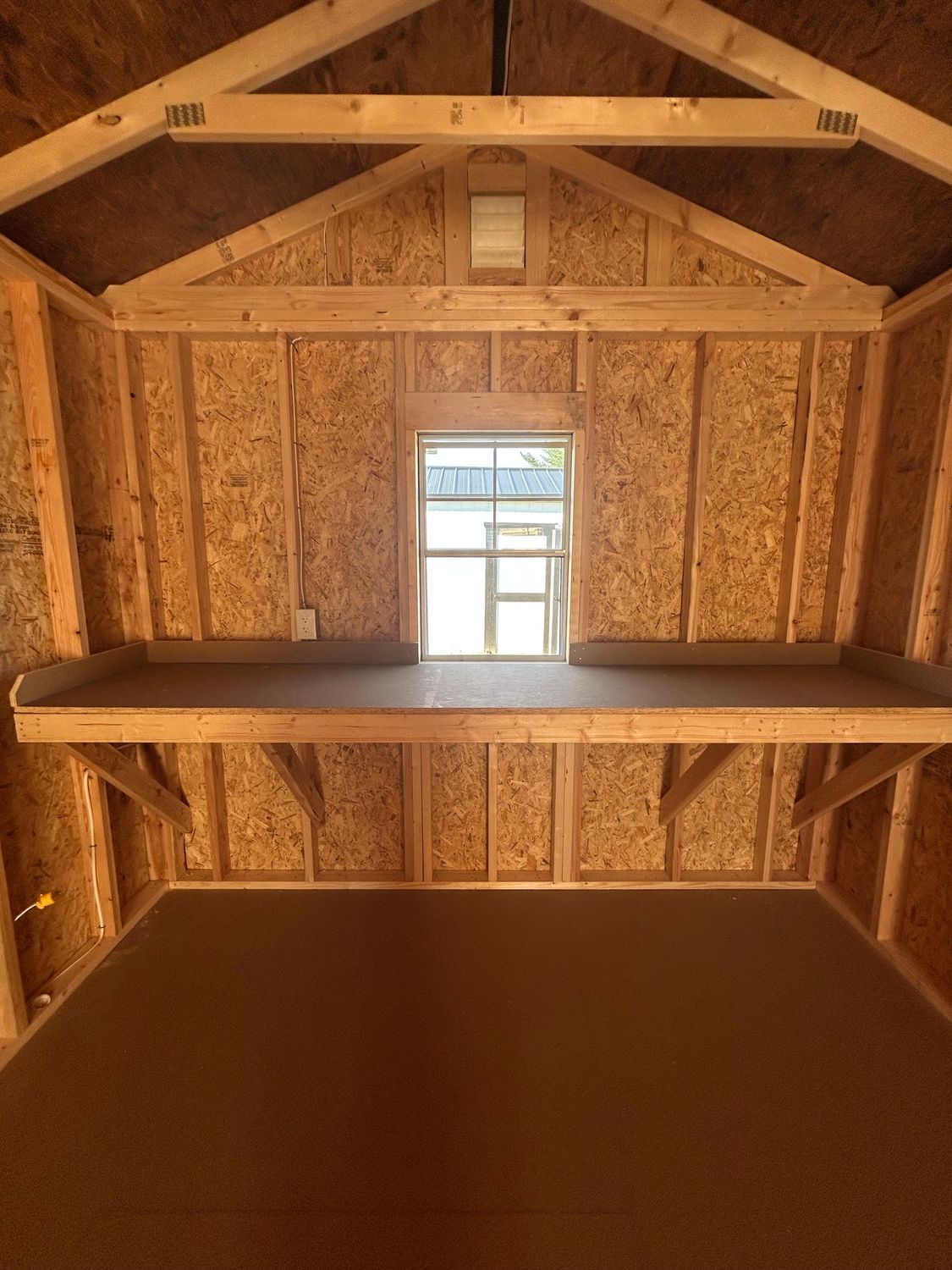 10x20 Utility