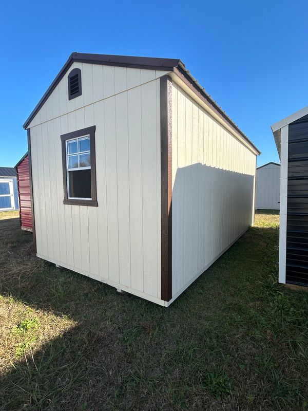 10x20 Utility