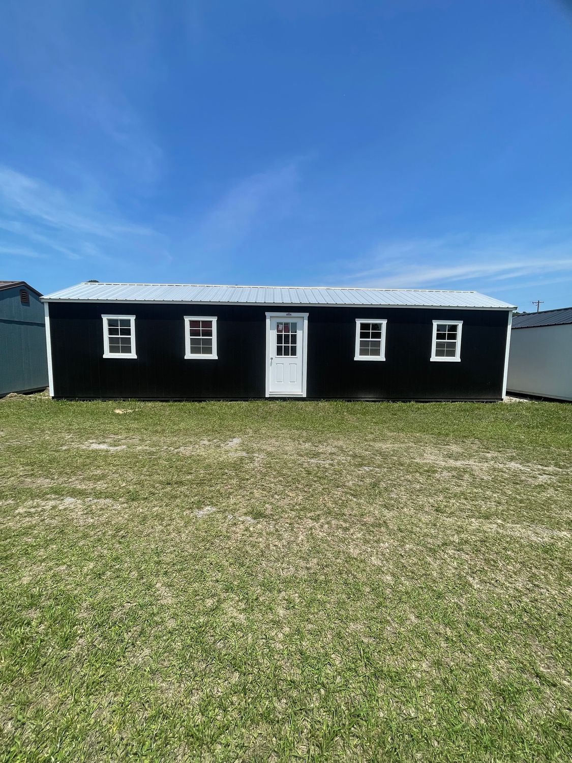 Side Utility 12x40