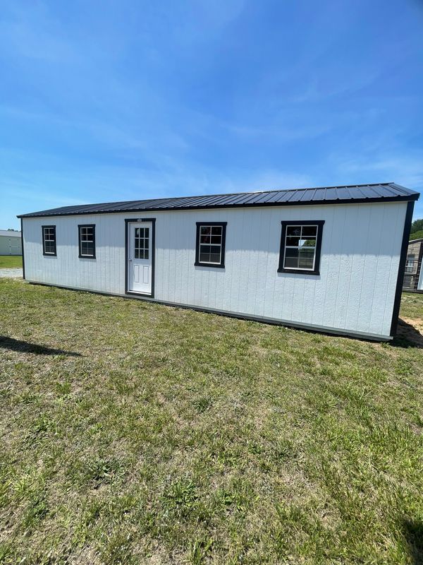 Side Utility 12x40