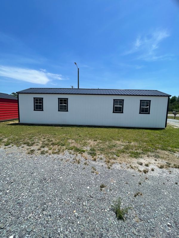 Side Utility 12x40