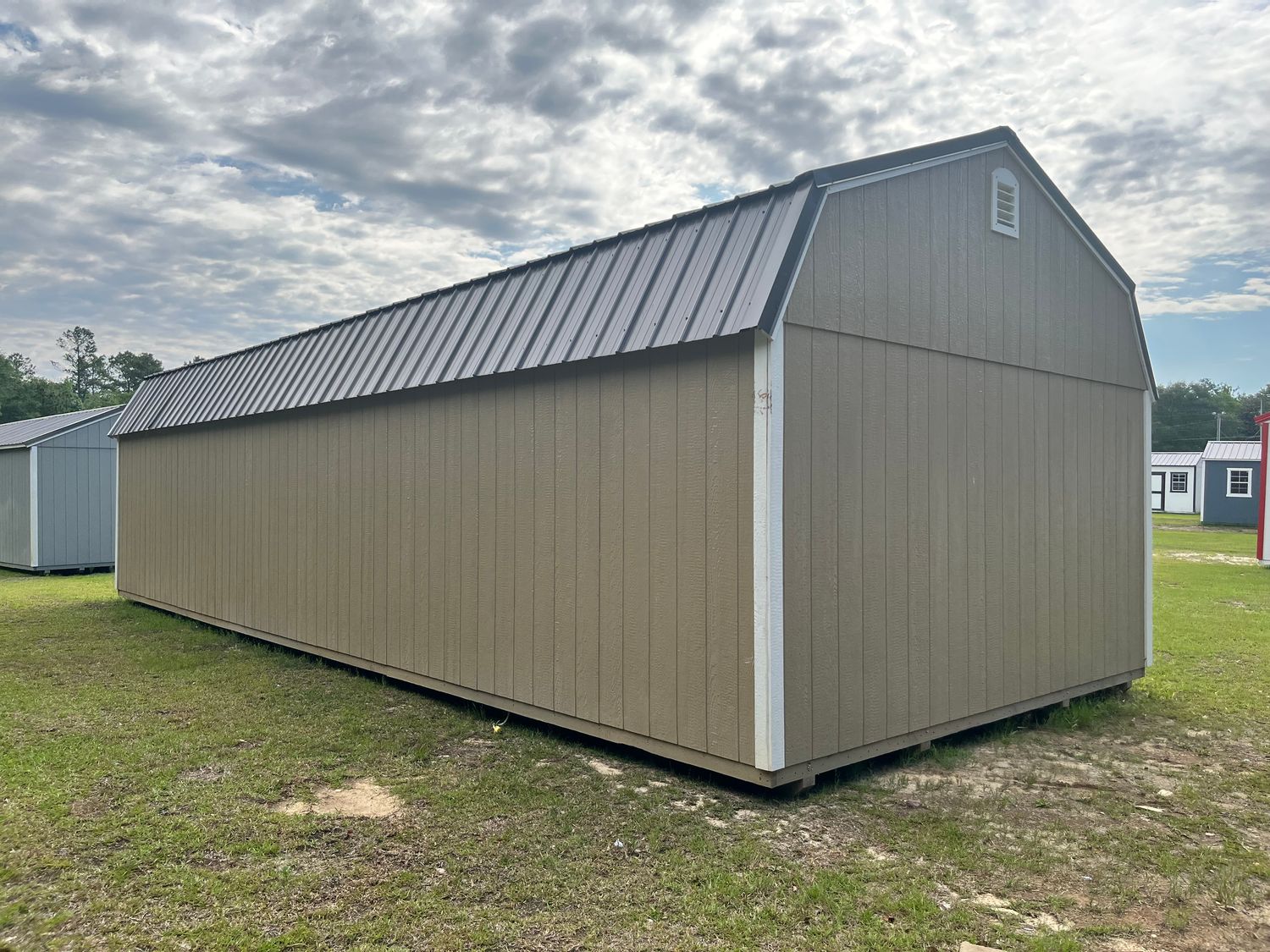 14 x 36 Side Lofted Barn (Repo Special)