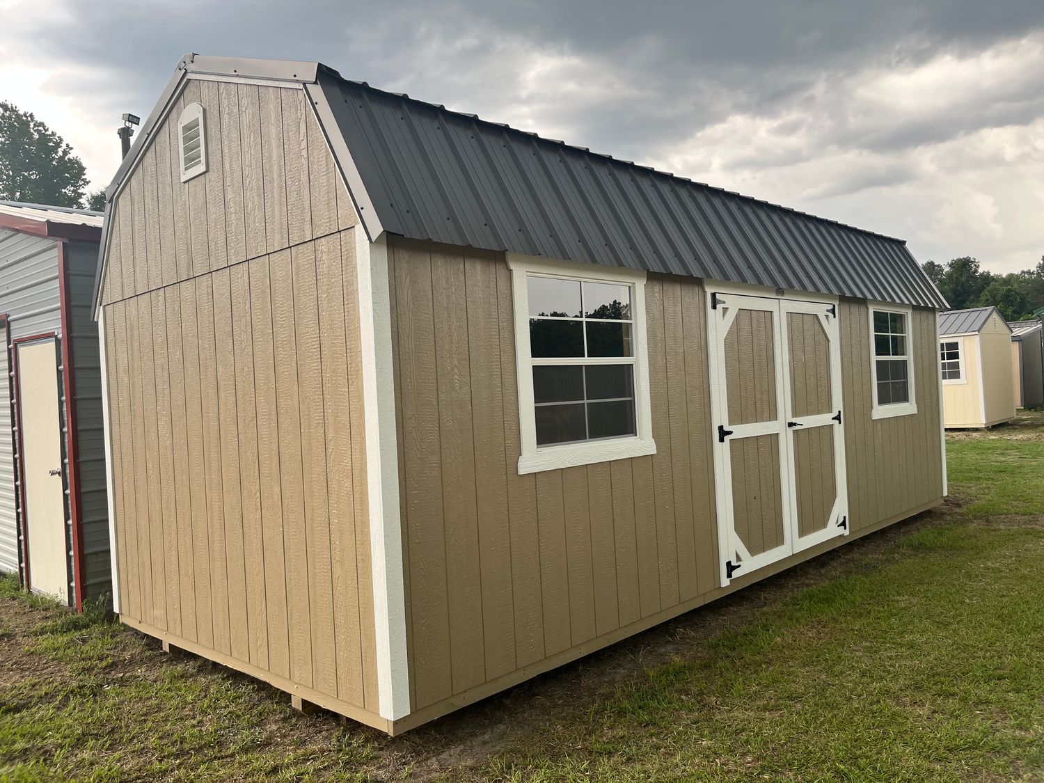 10 x 24 Side Lofted Barn *