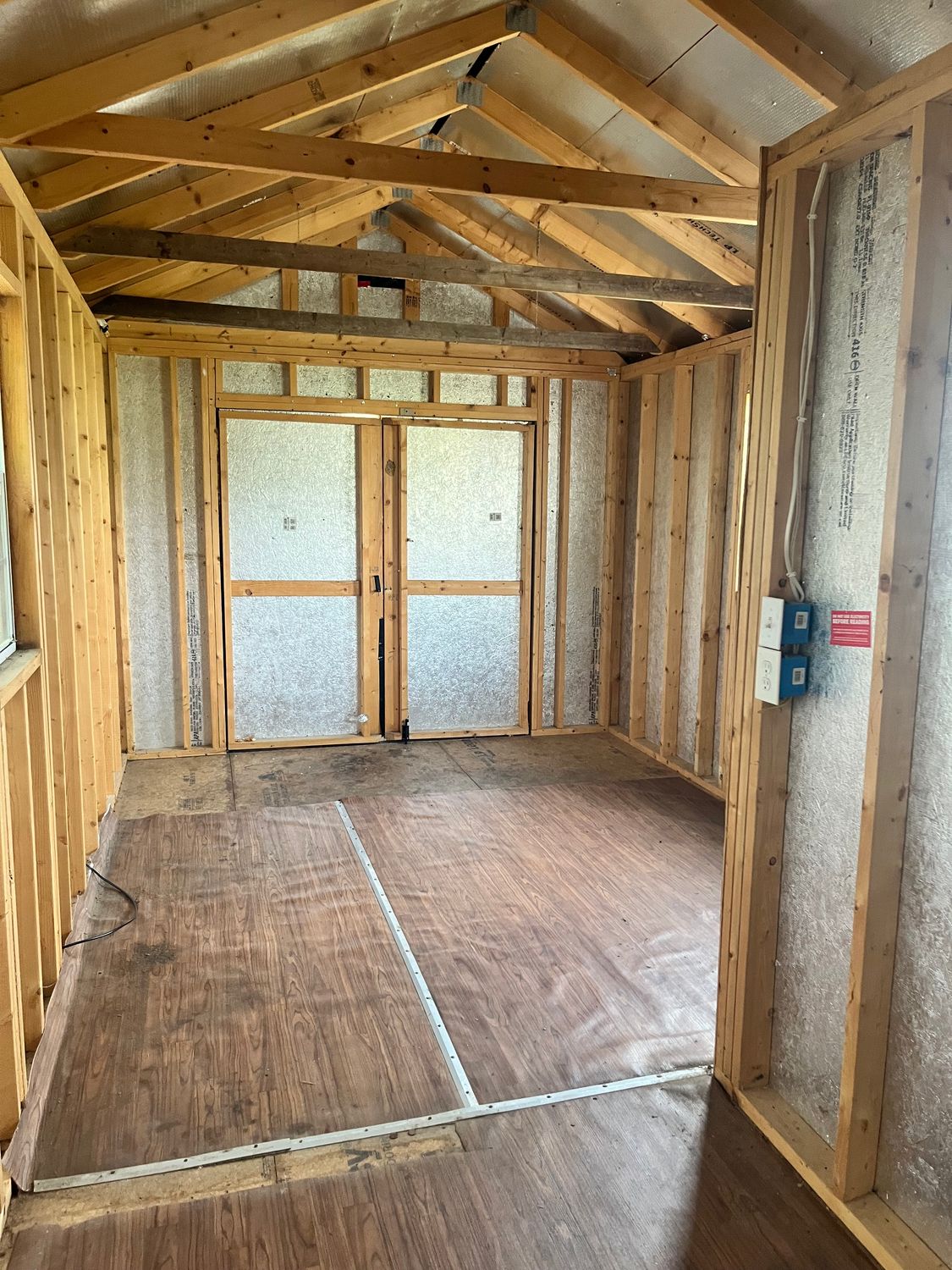 10 x 20 Side Utility Cabin (Repo Special-Lbg Location) 10 x 20 Side Utility Cabin (Repo Special-Lbg Location)