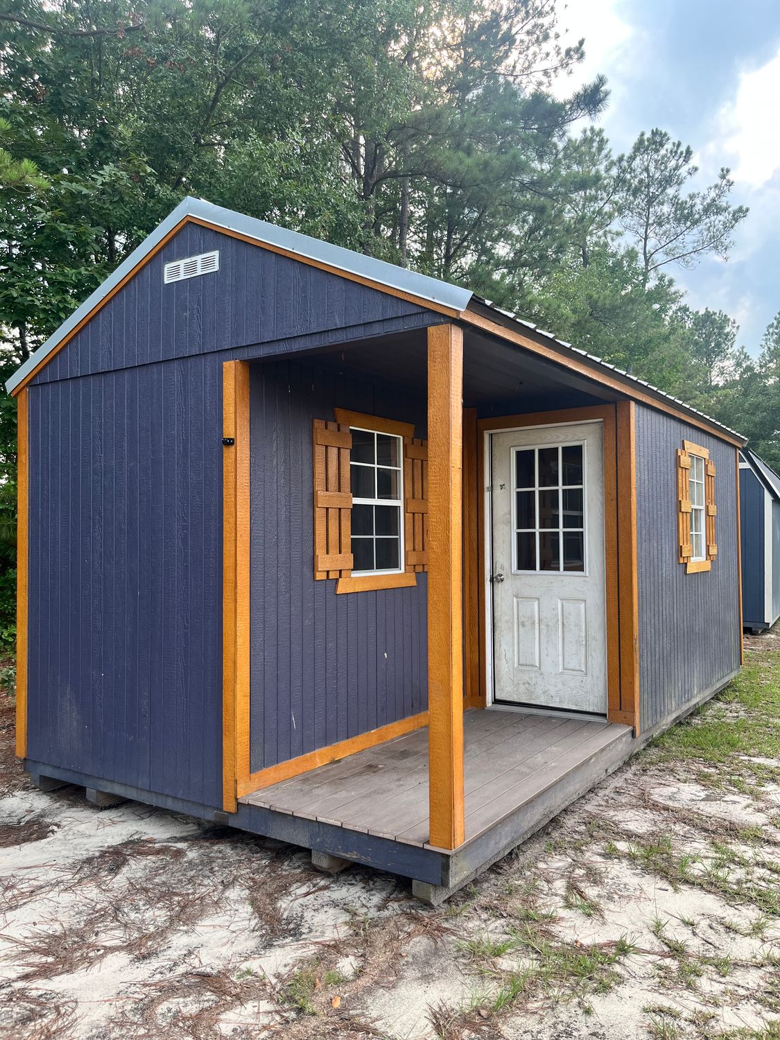 10 x 20 Side Utility Cabin (Repo Special-Lbg Location) 10 x 20 Side Utility Cabin (Repo Special-Lbg Location)