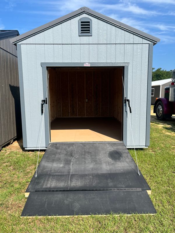 10 x 16 Utility Shed W/Rampage Door