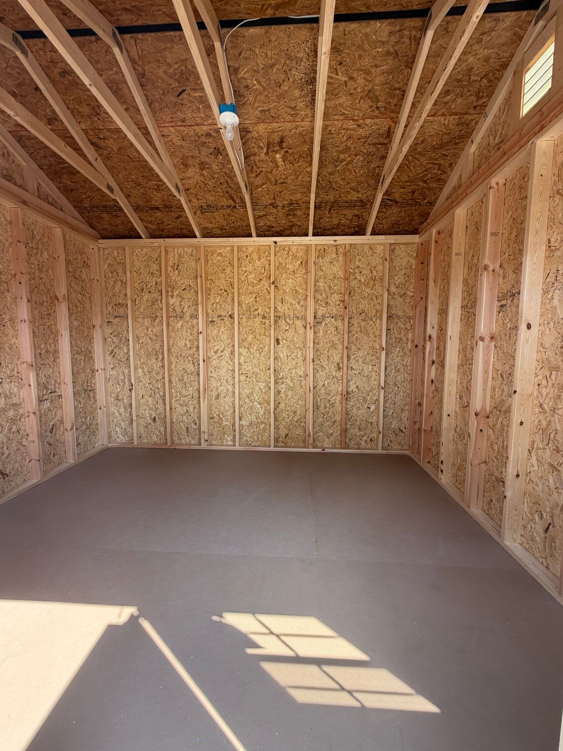 10 x 12 Side Utility