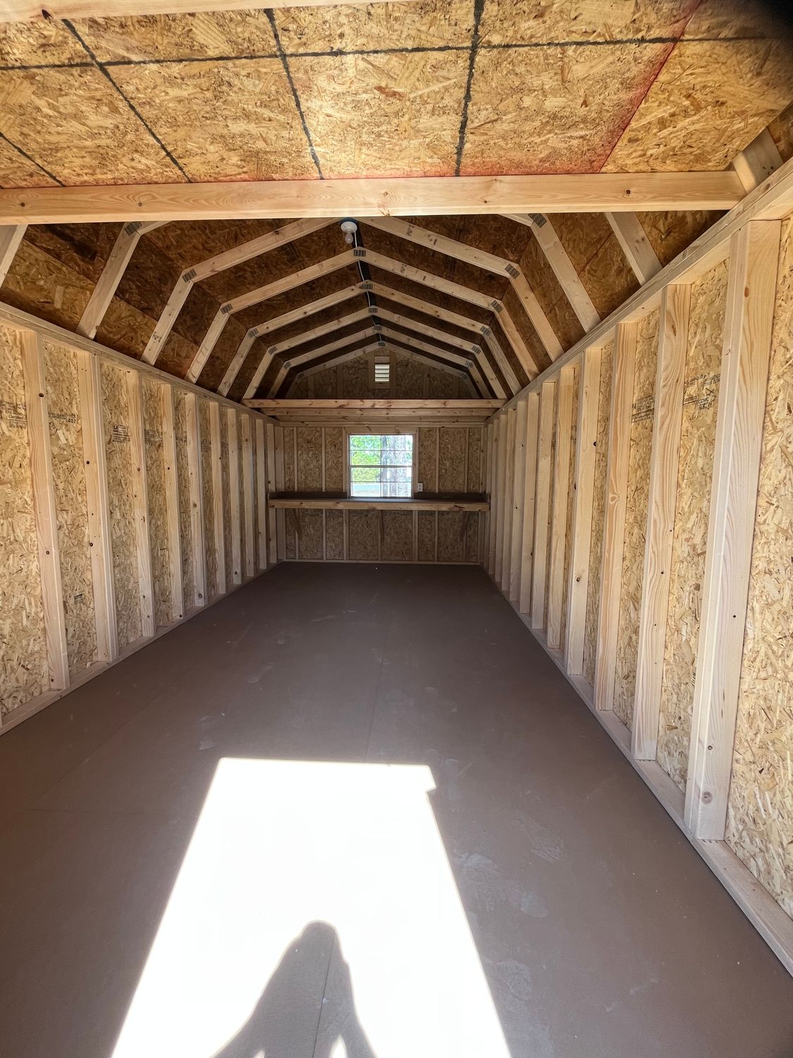 10X 20  End Lofted Barn