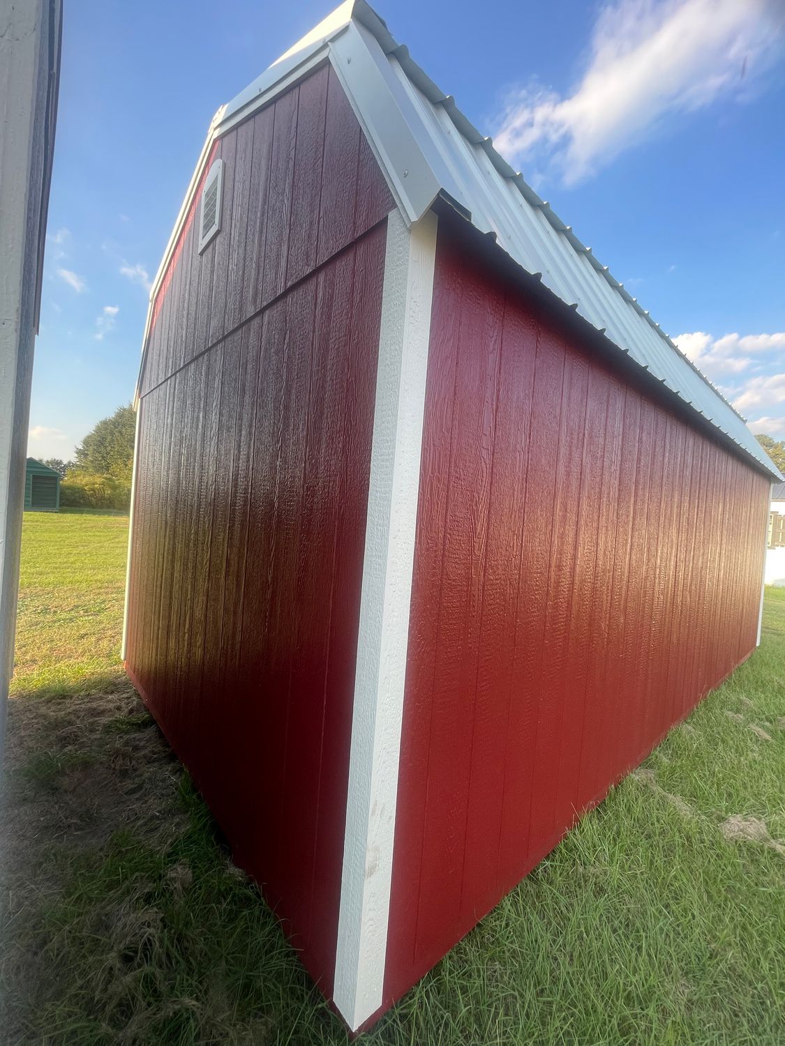 10X20 SIDE LOFTED BARN