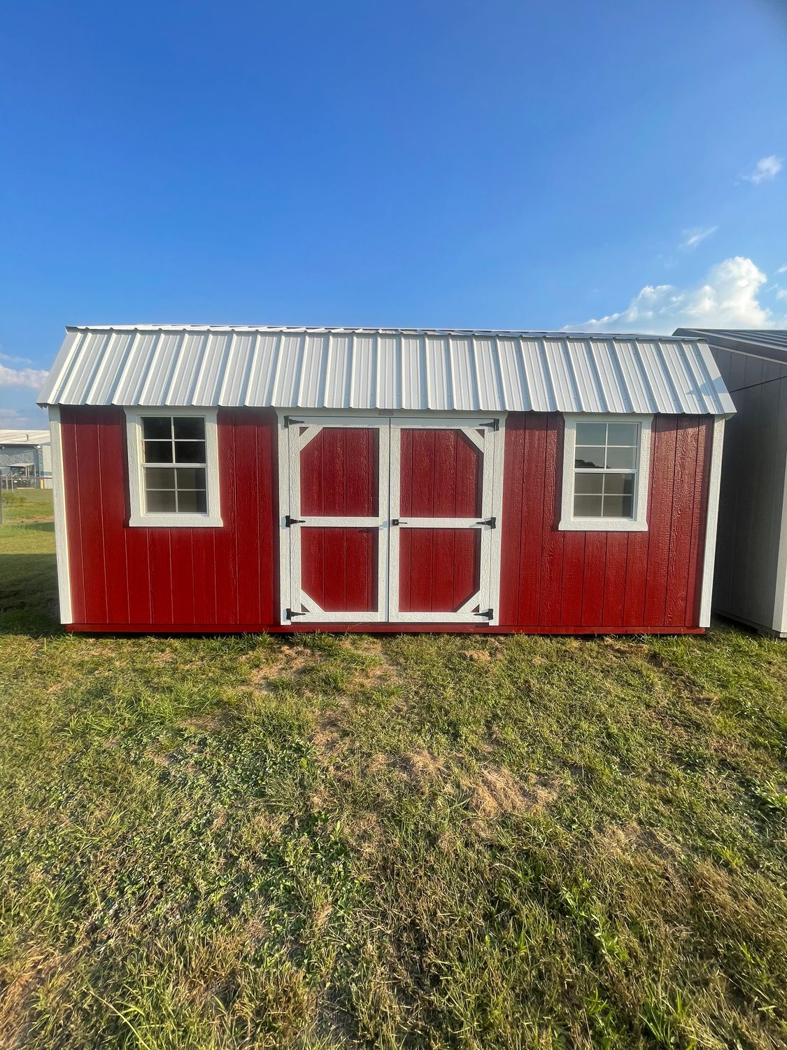 10X20 SIDE LOFTED BARN