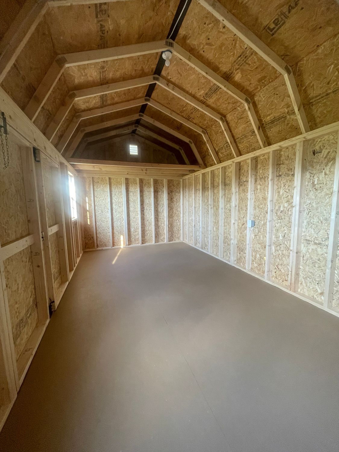 10X20 SIDE LOFTED BARN