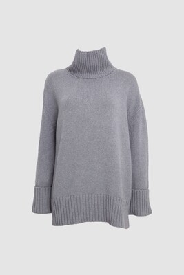 OVERSIZED CASHMERE-WOOL SWEATER TURTLE NECK IN GREY OVERSIZED CASHMERE-WOOL SWEATER TURTLE NECK IN GREY