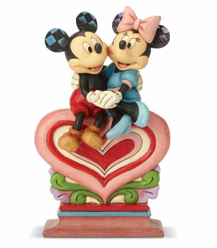 Disney Traditions by Jim Shore -  Mickey and Minnie - Heart to Heart