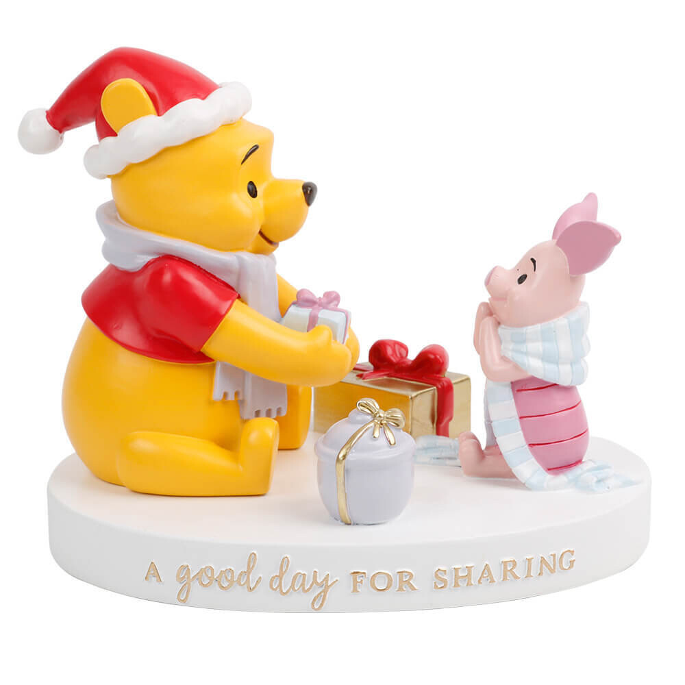 Winnie the Pooh A Good Day For Sharing Figure