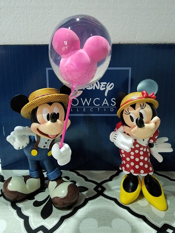 Disney Showcase Collection - Dapper Mickey and Minnie Mouse - Couture de Force