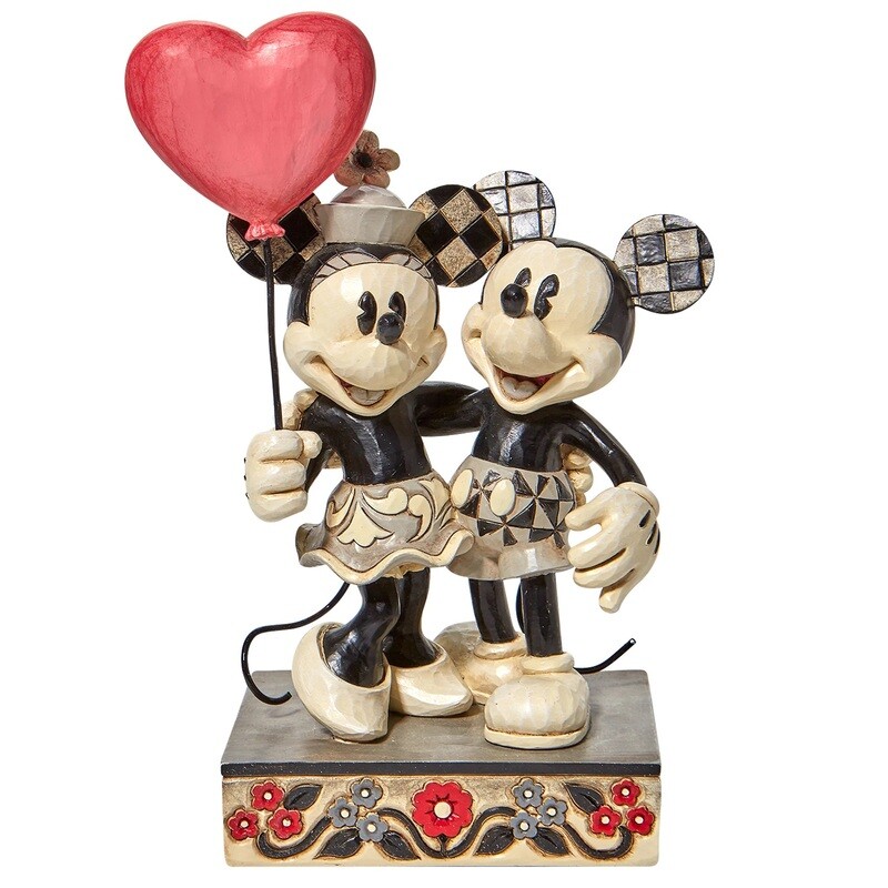 Disney Traditions by Jim Shore - Mickey and Minnie Heart - Love is in the Air