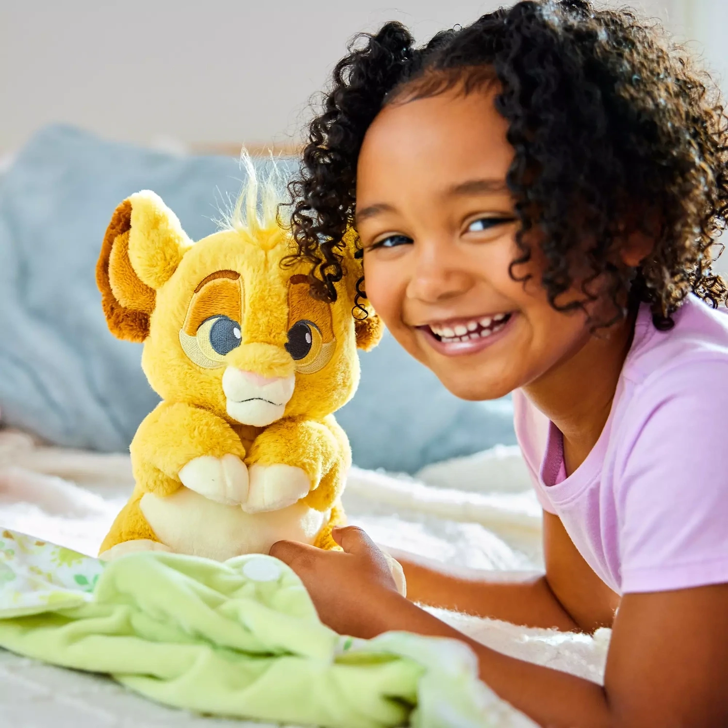 Simba Plush with Blanket Pouch