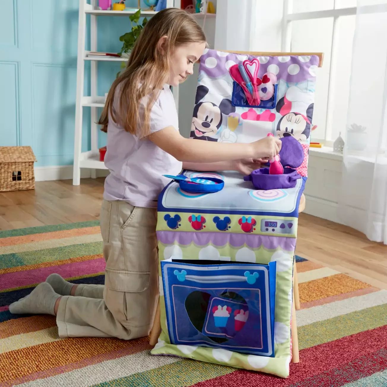 Minnie Mouse Fold-Up Play Set