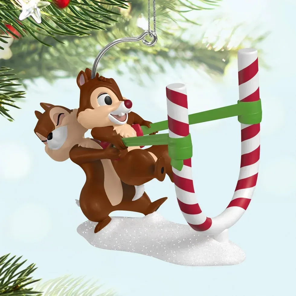 2025 Hallmark Keepsake Ornament - Chip ’n Dale, Candy Cane Catapult