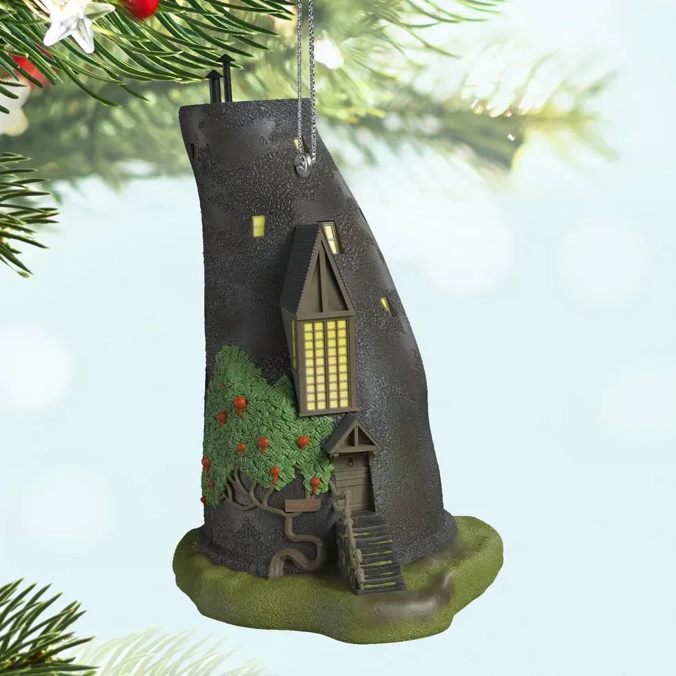 2025 Hallmark Keepsake Ornament - Harry Potter™ - The Lovegood Home