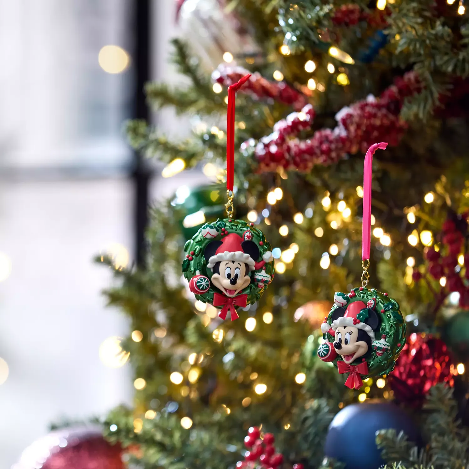 Mrs. Santa Minnie Mouse Holiday Wreath Ornament