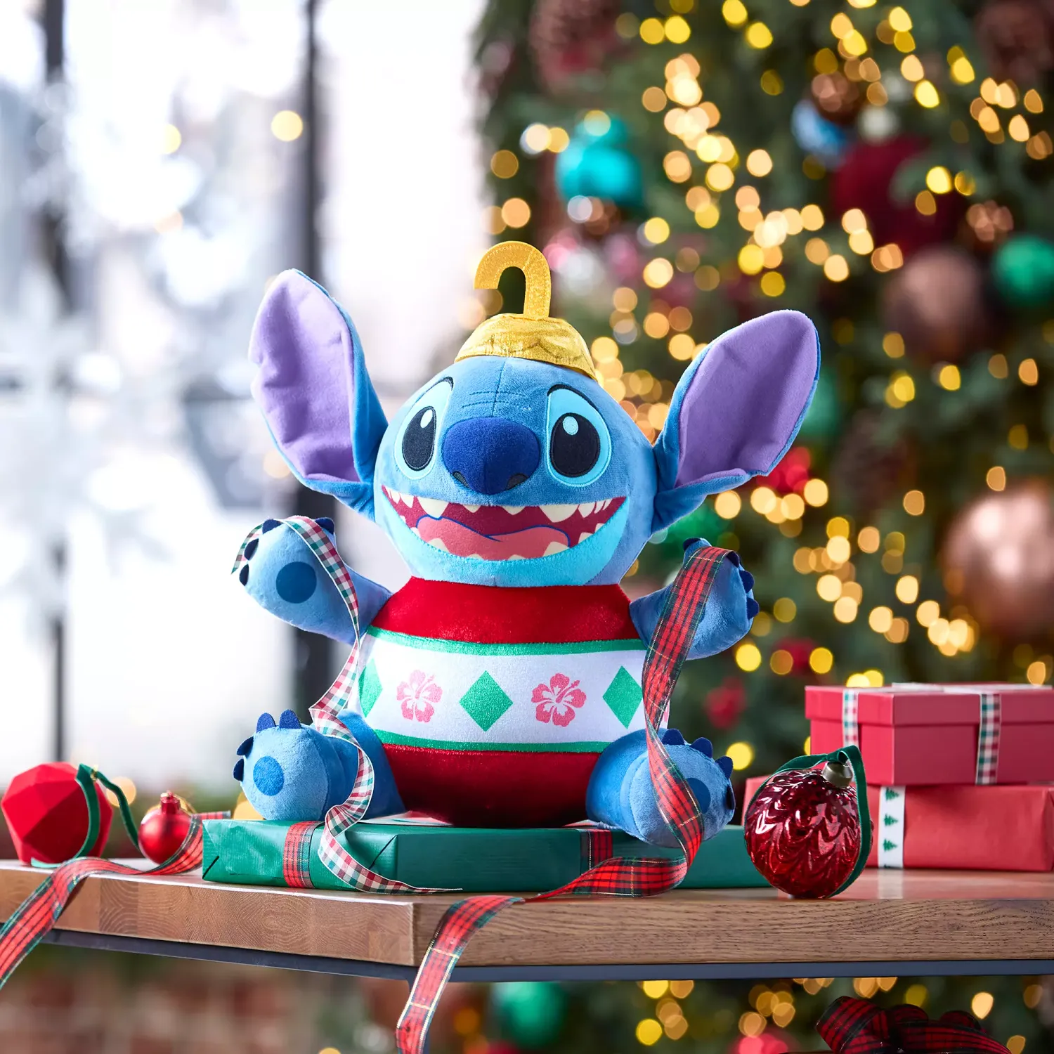 Stitch Holiday Plush - 38cm