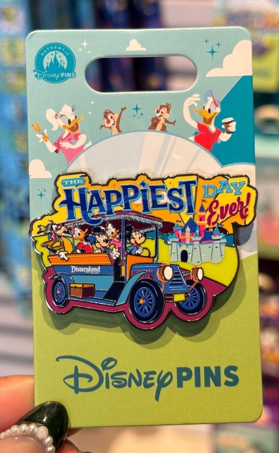 Disneyland "The Happiest Day Ever" pin