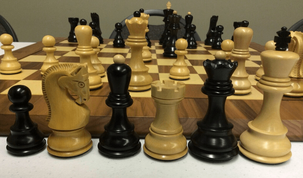 Zagreb Fischer (Old Russian) Chess Sets