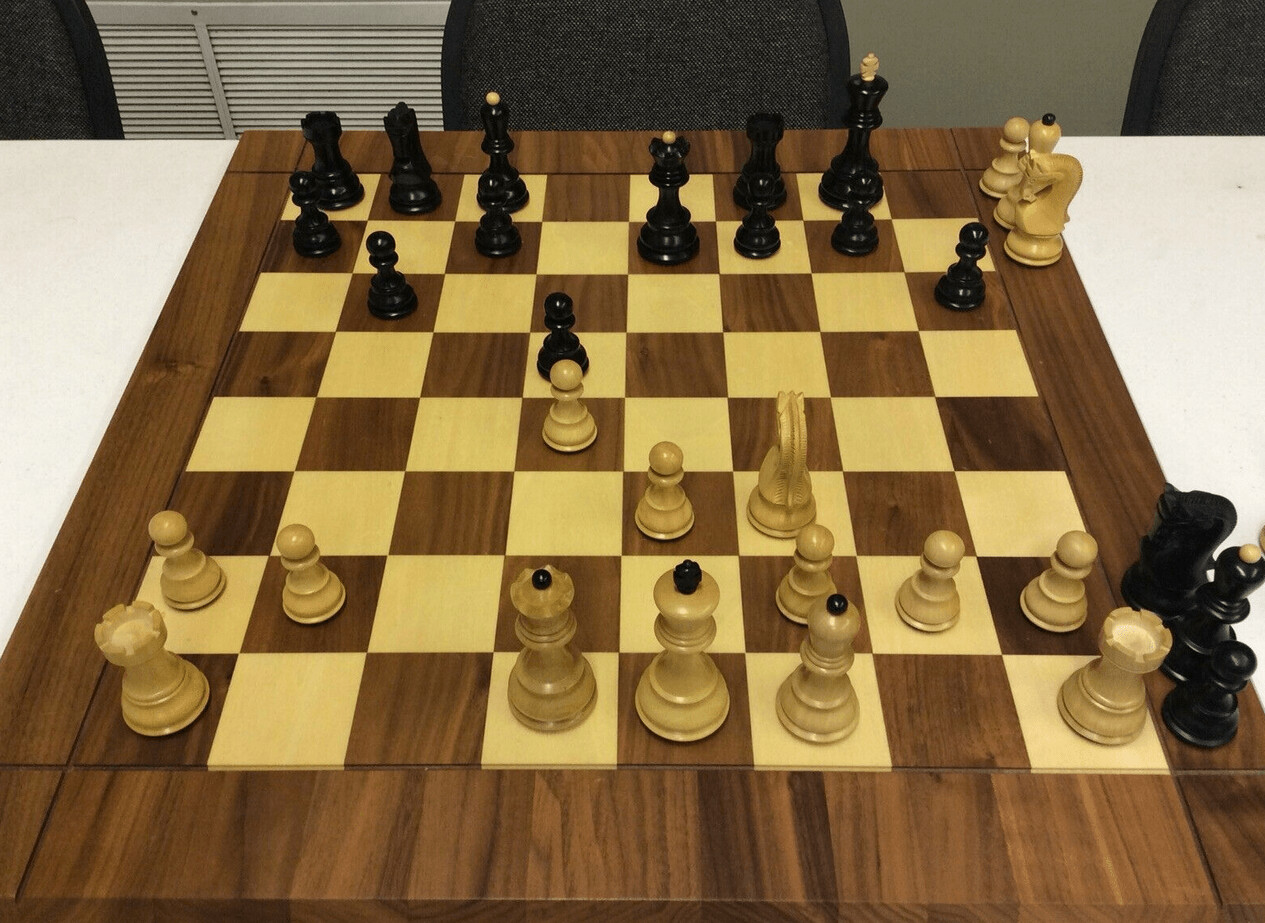 Zagreb Fischer (Old Russian) Chess Sets