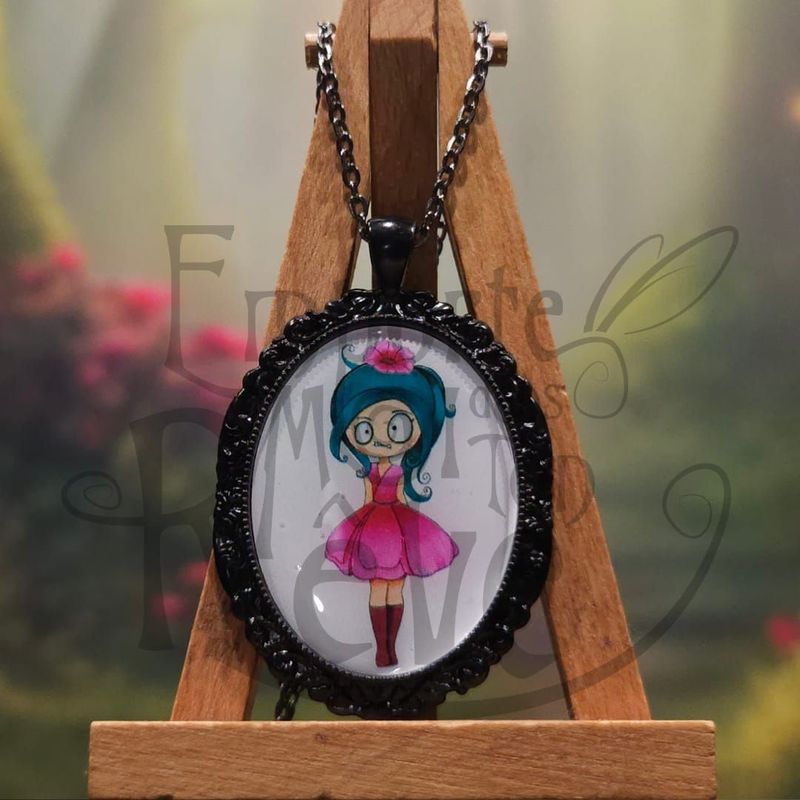 Sautoir Médaillon Fleur (métal noir)