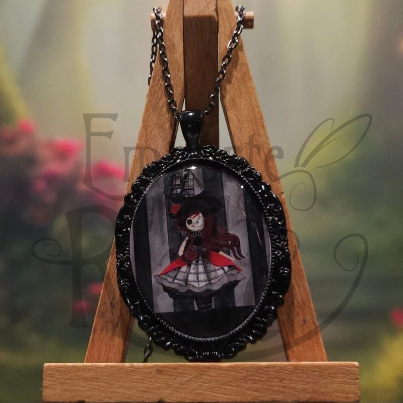 Sautoir Médaillon Pirate (métal noir)