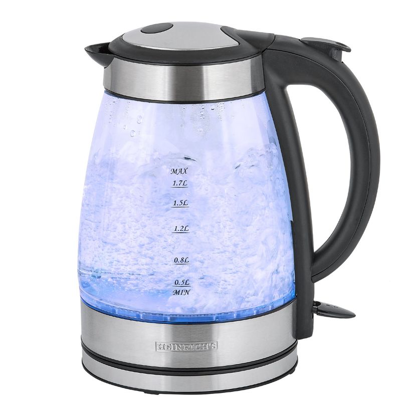 The kettle has a capacity of 1.7 L. Heinrich‘s