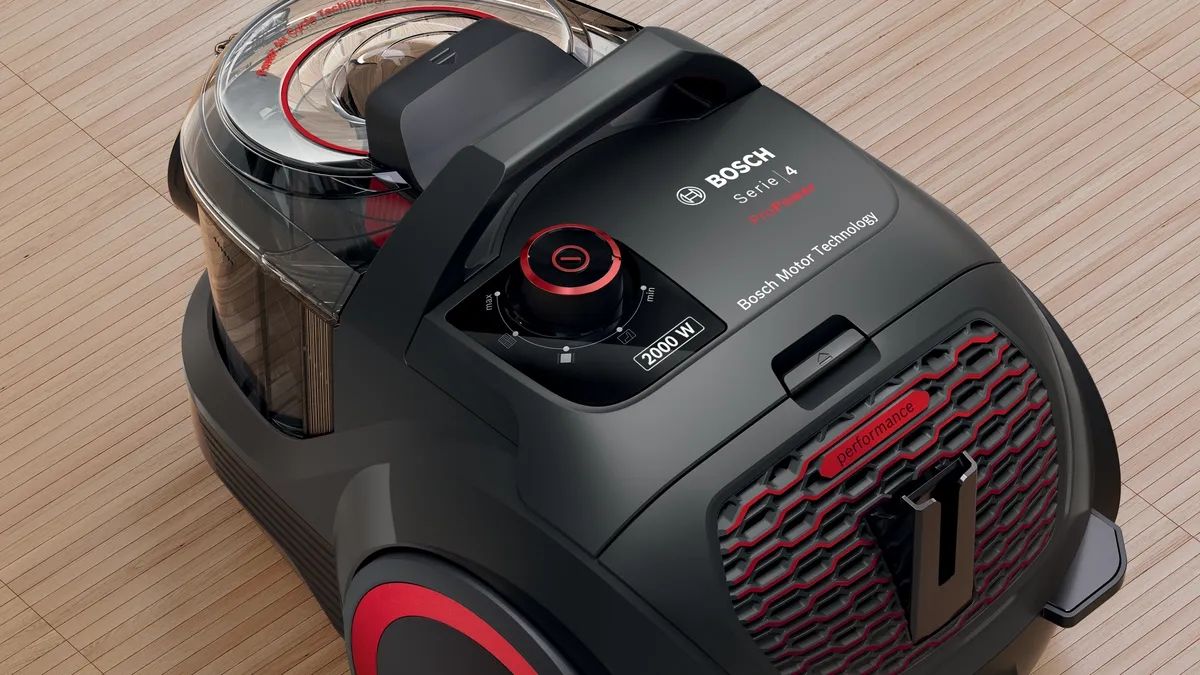 Series 4 Bagless vacuum cleaner ProPower Black  BGS21WPOW
