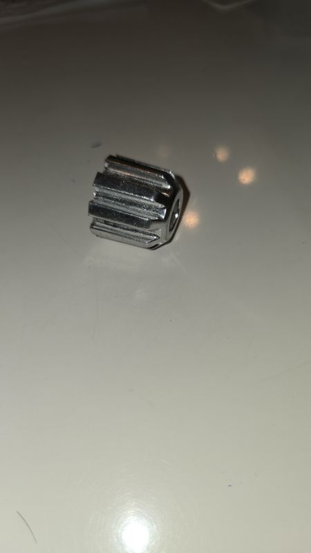 ترس مفرمة لحمه هينريش حلزوني خارجى ( قطع غيار )