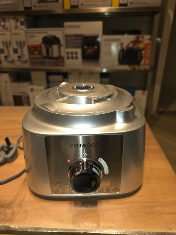 موتور محضر طعام كينوود أوريجنال ١٠٠٠ وات كامل بالقاعدة والكابل