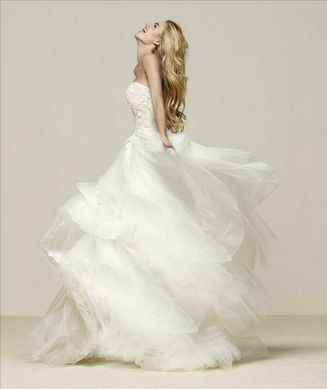 Pronovias Draval size 18 Pronovias Draval size 18